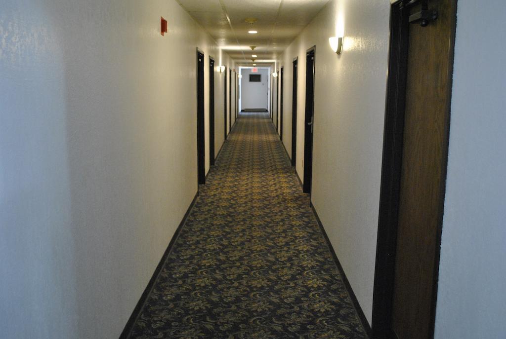 Waconia Inn And Suites Экстерьер фото